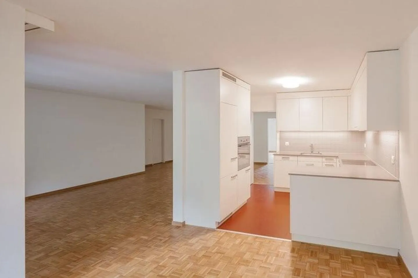 Charmante Wohnung mit Balkon - Foto 3 von 7