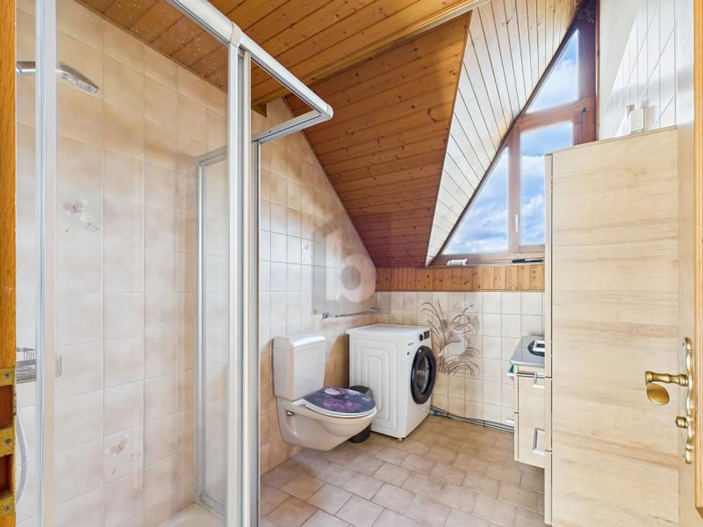 CHARMANT MIT SONNIGEM BALKON - Foto 5 von 6