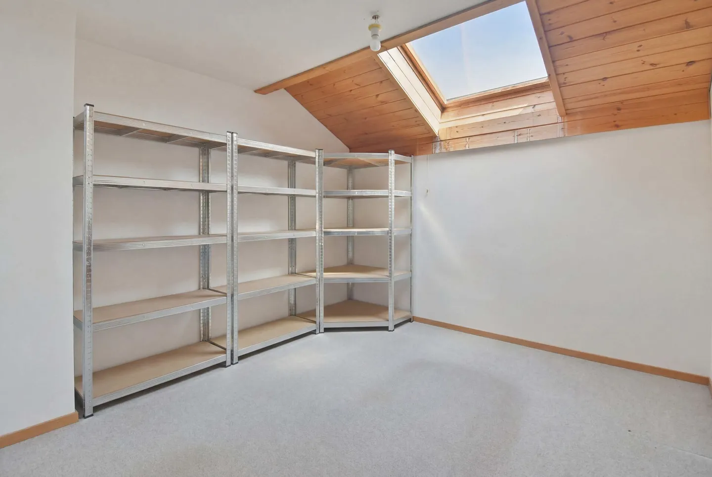 Moderne Wohnung mit Zusatzraum - Foto 11 von 11