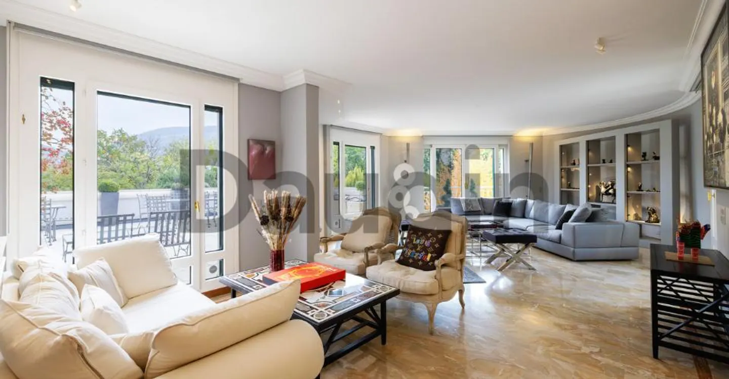Exceptional duplex with a surface area of 470 m2 in Champel - Photo 2 of 12