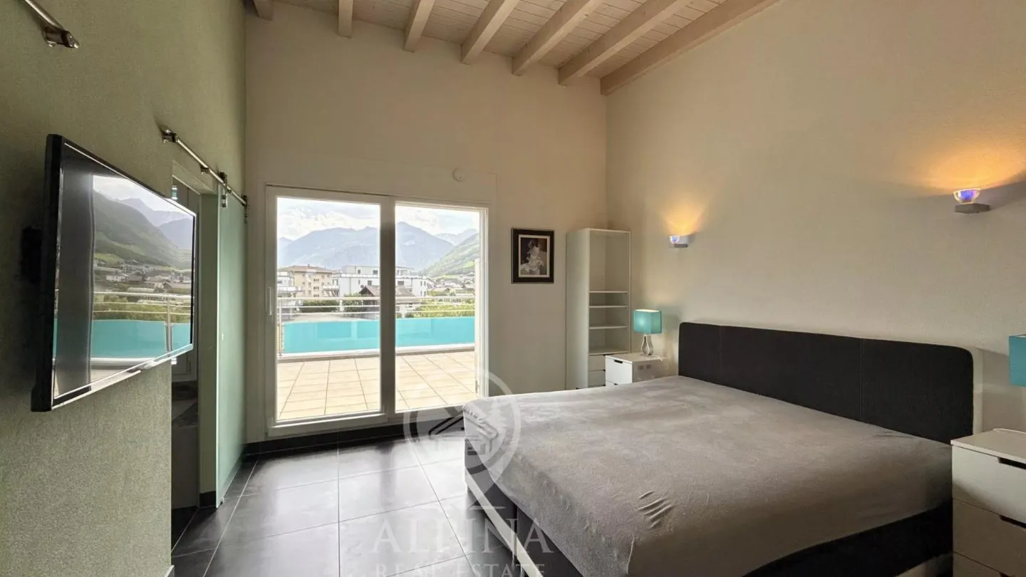 Attico 4,5 stanze - Foto 6 di 12