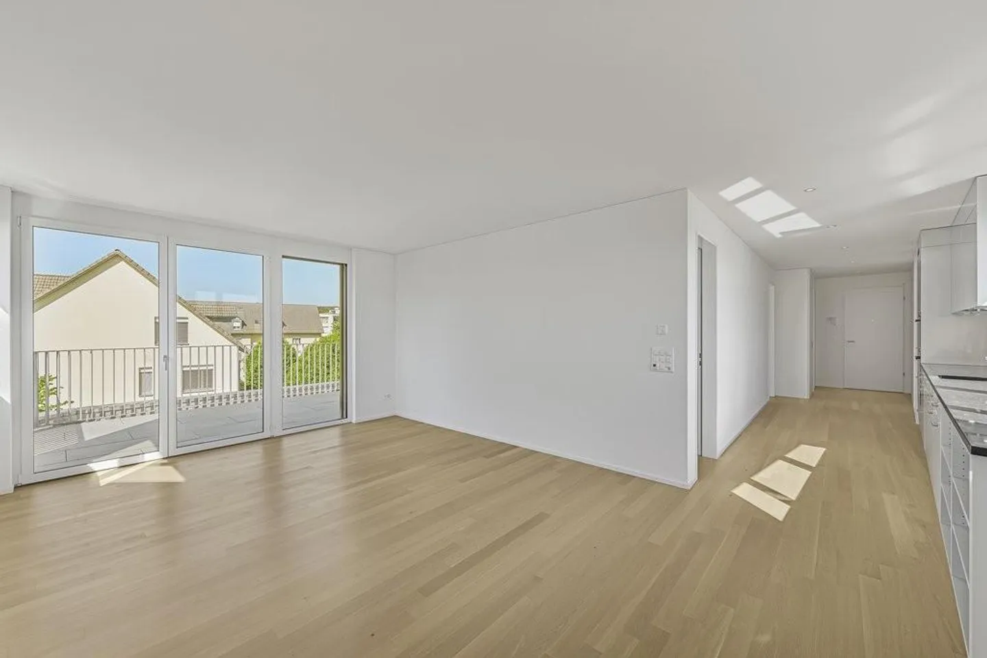 Appartamento moderno di 3,5 stanze in affitto - Foto 2 di 5