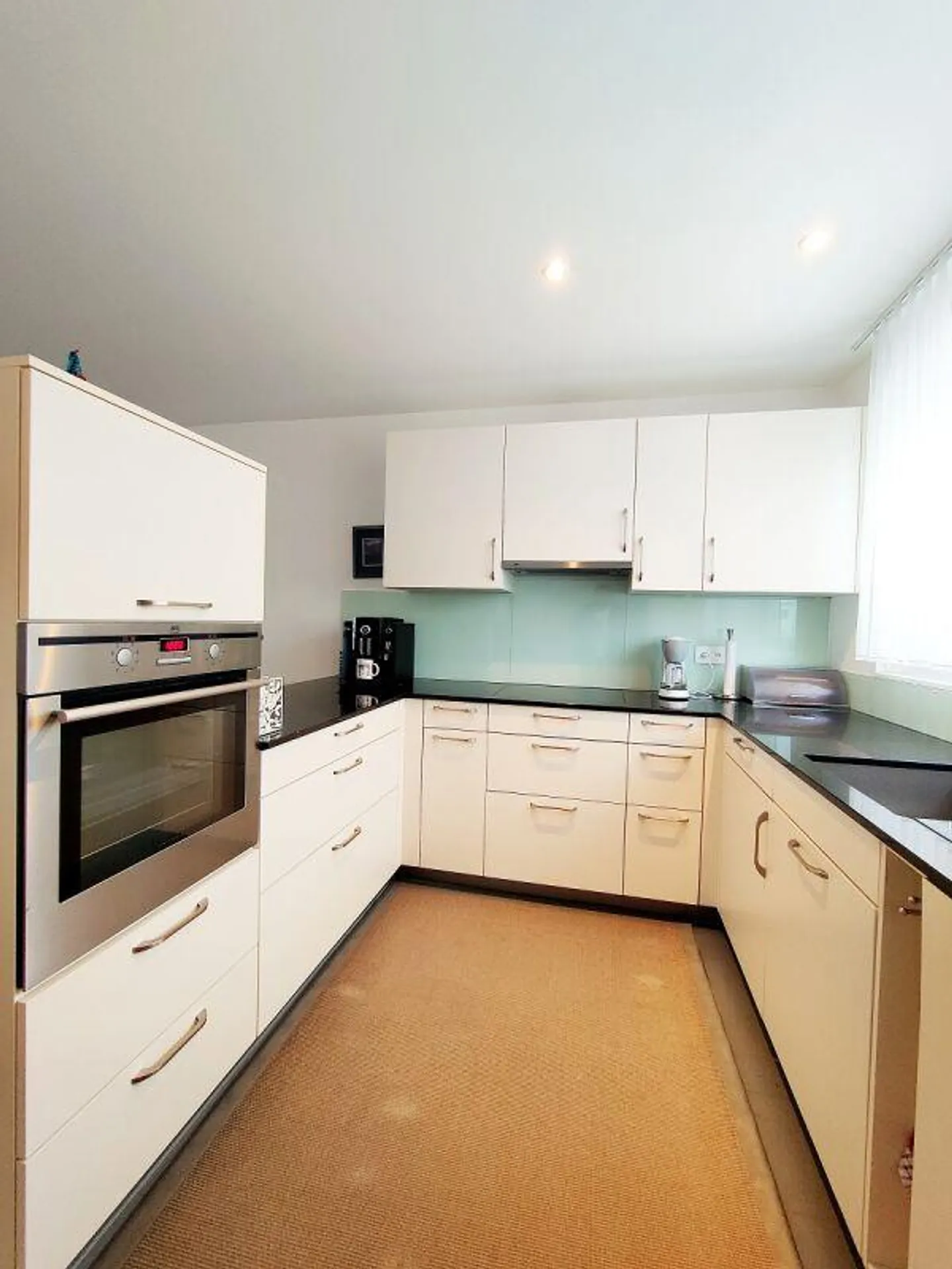 Appartamento luminoso in un tranquillo quartiere residenziale - Foto 4 di 11