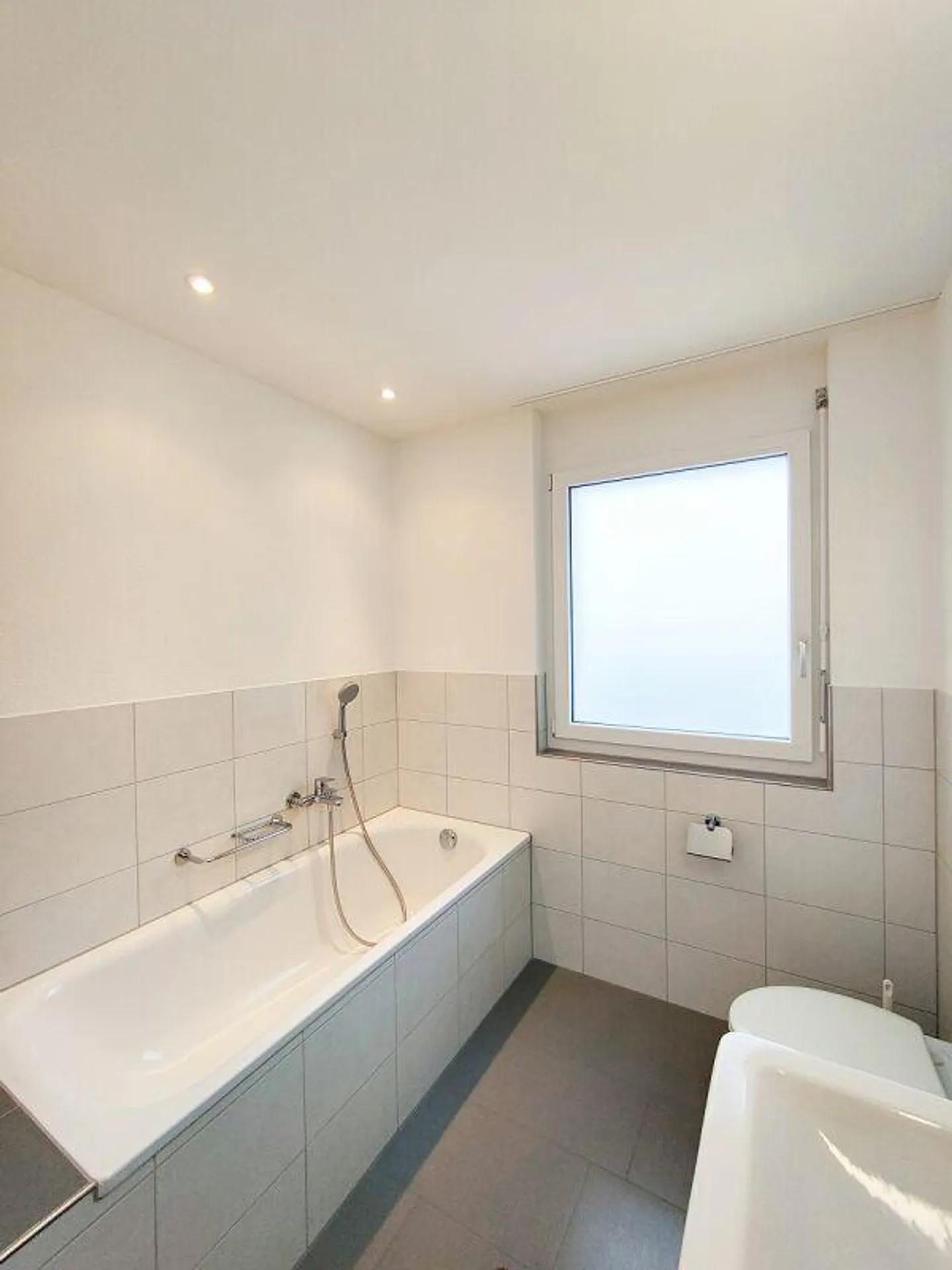 Appartamento luminoso in un tranquillo quartiere residenziale - Foto 7 di 11