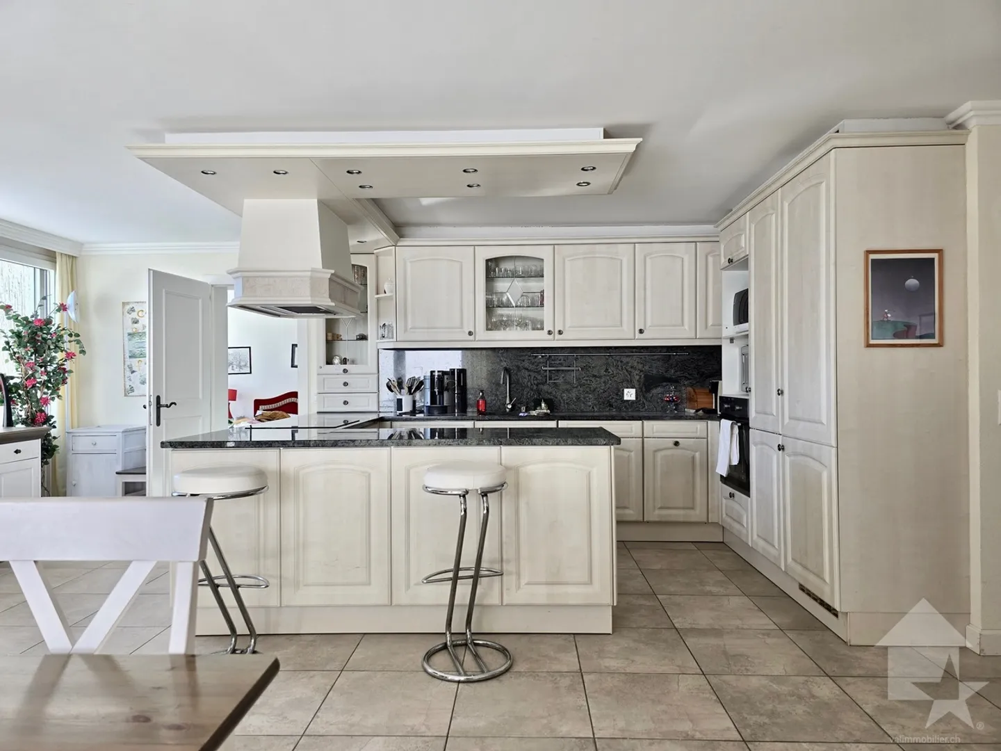Maisonette of 133m2 with 2 terraces - Photo 7 of 35