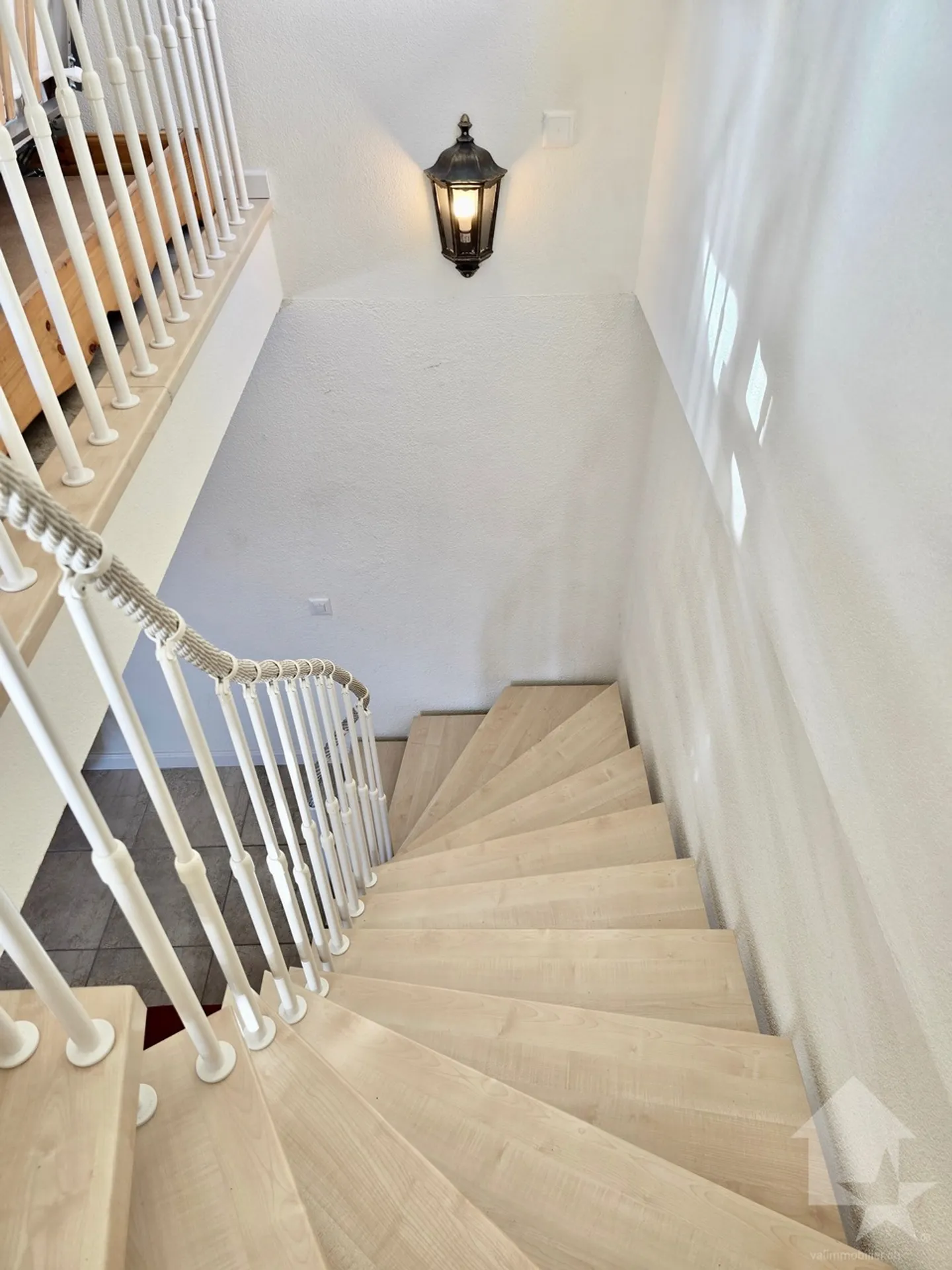 Maisonette of 133m2 with 2 terraces - Photo 9 of 35