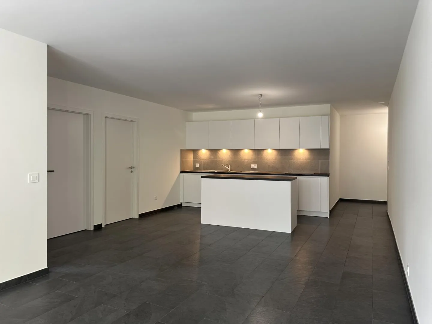 Nouvel Appartement avec Jardin - Photo 1 sur 11