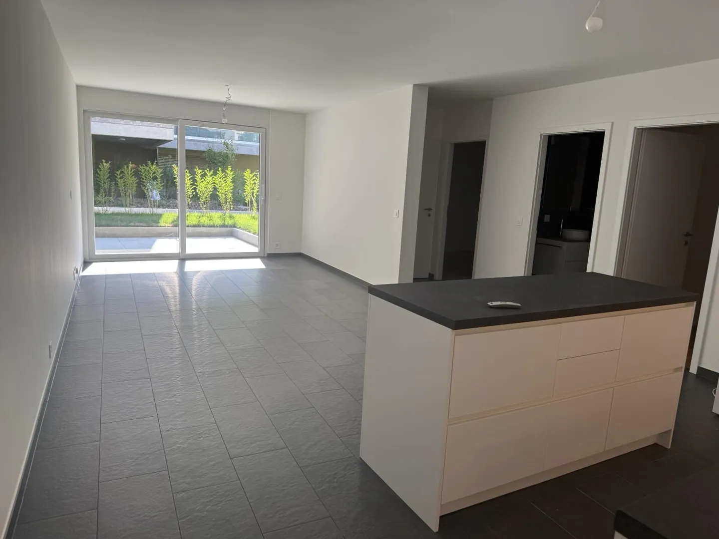 Nouvel Appartement avec Jardin - Photo 4 sur 11