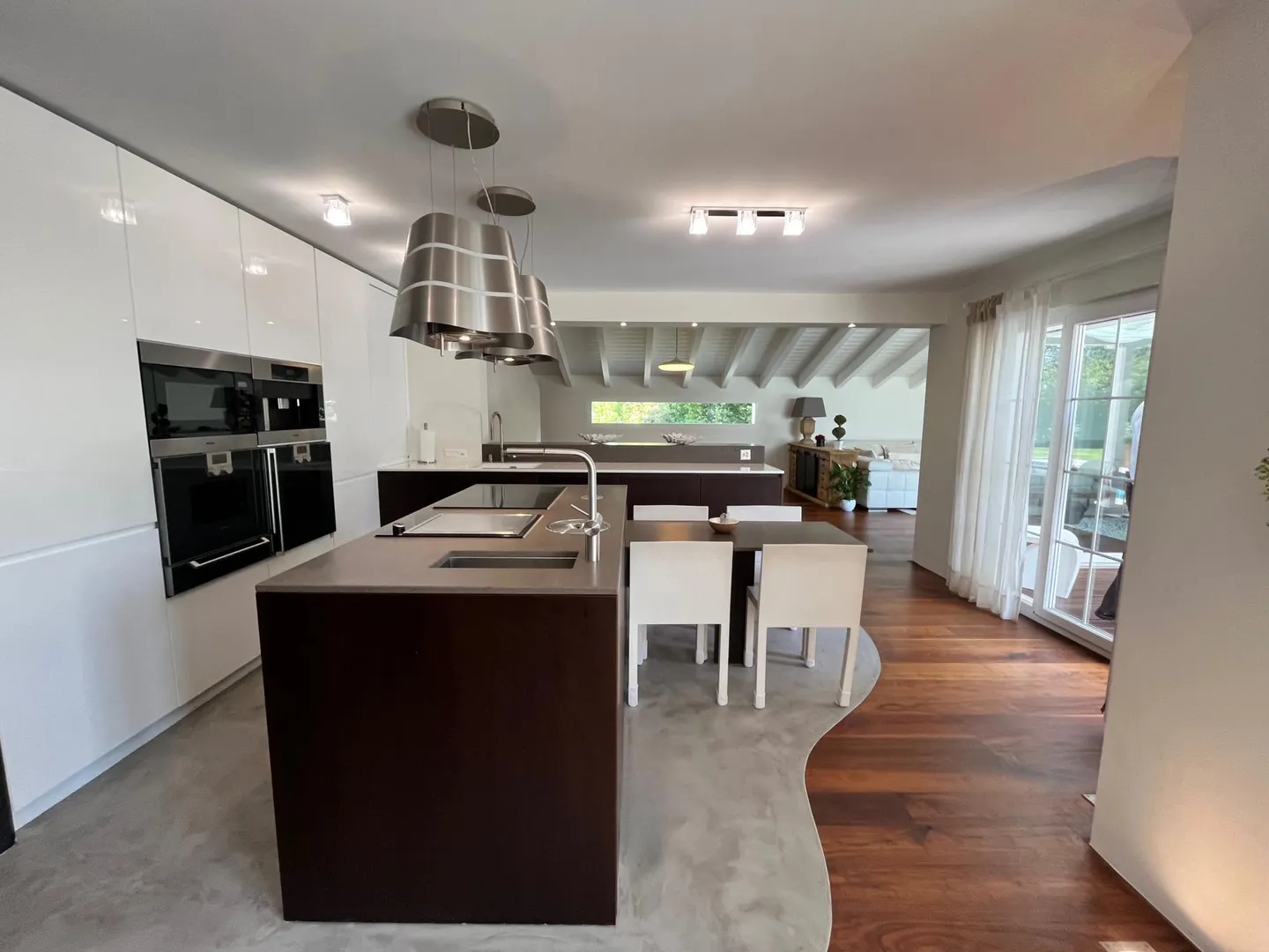 ESCLUSIVITÀ A MIES? PROPRIETÀ ECCEZIONALE DI 8 STANZE Off-Market - Foto 10 di 28