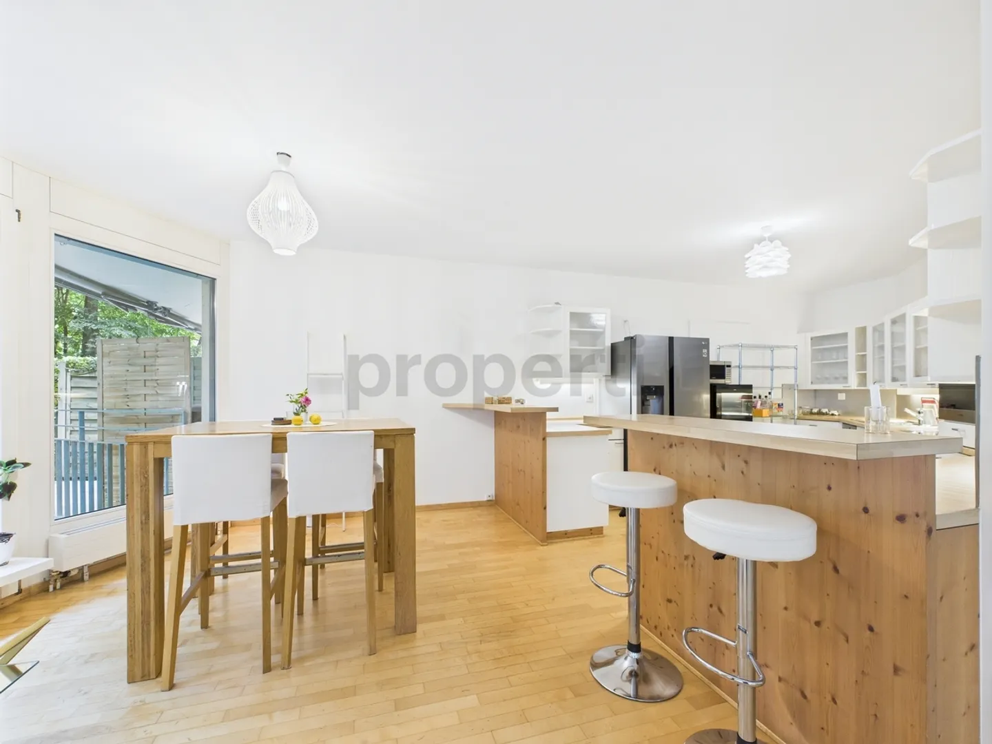 Möbliertes Duplex mit privatem Garten, Terrassen und Doppelbox Plateau de Frontenex - Foto 5 von 13