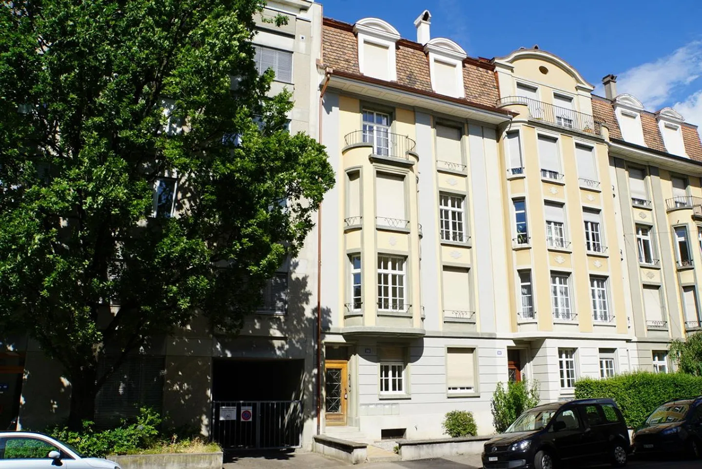 Appartement rénové de 3,5 pièces dans la maison Baumgartner - Photo 1 sur 7