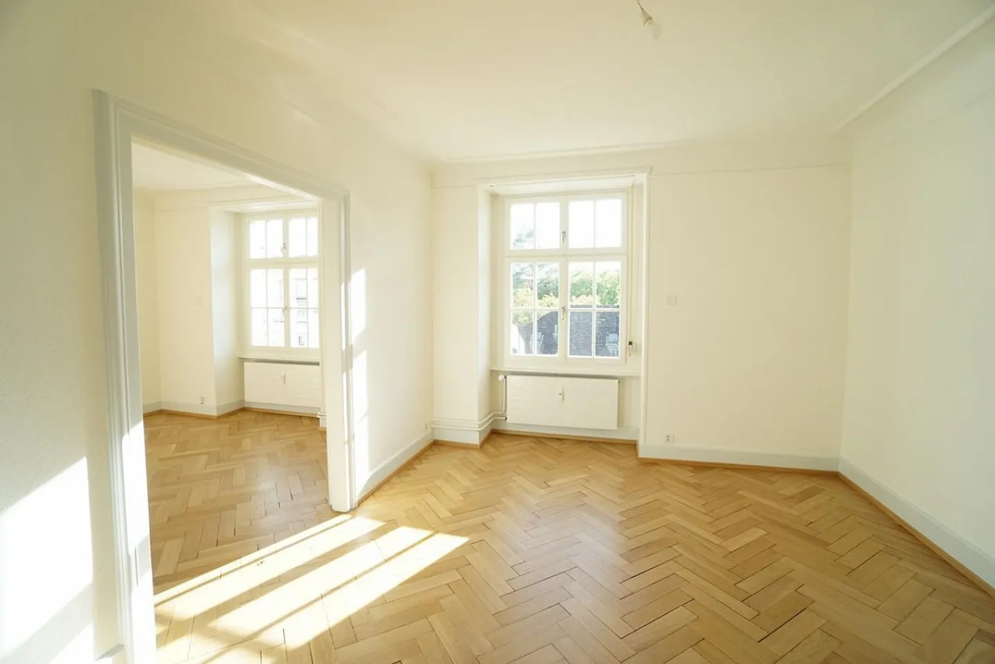Appartement rénové de 3,5 pièces dans la maison Baumgartner - Photo 5 sur 7
