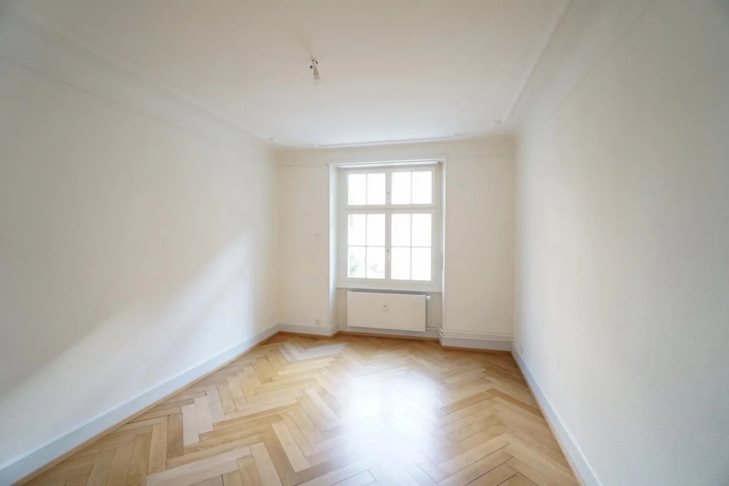 Appartement rénové de 3,5 pièces dans la maison Baumgartner - Photo 7 sur 7