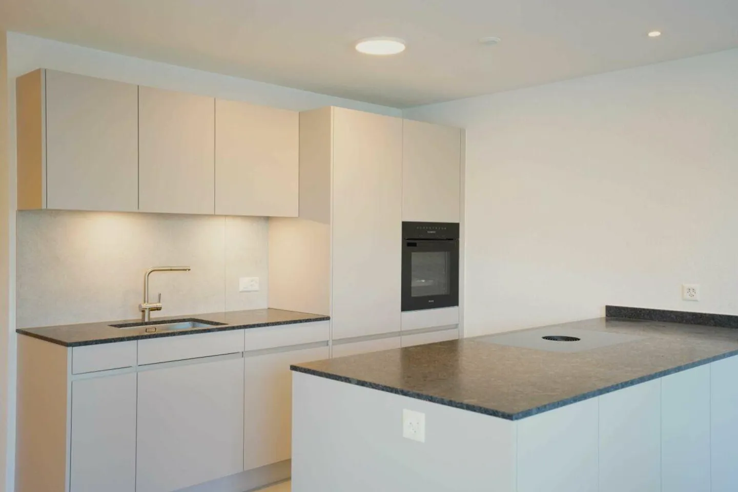 Appartamento 4.5 stanze a Kaisten - Foto 2 di 10