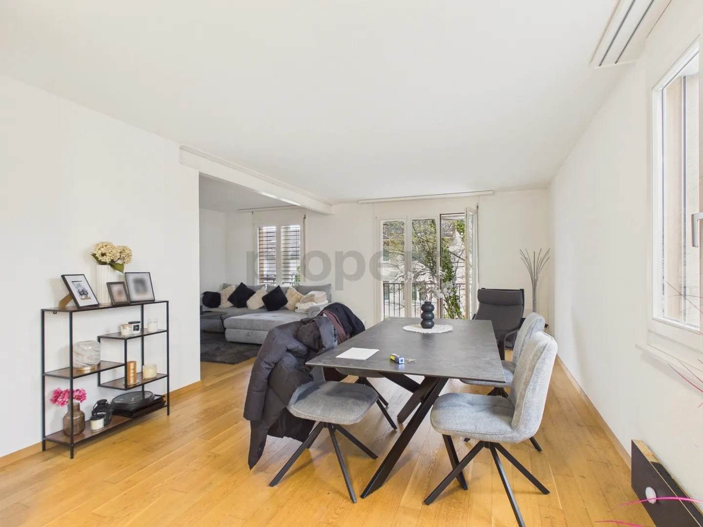 Appartement lumineux de 3,5 pièces avec balcon - Photo 4 sur 12