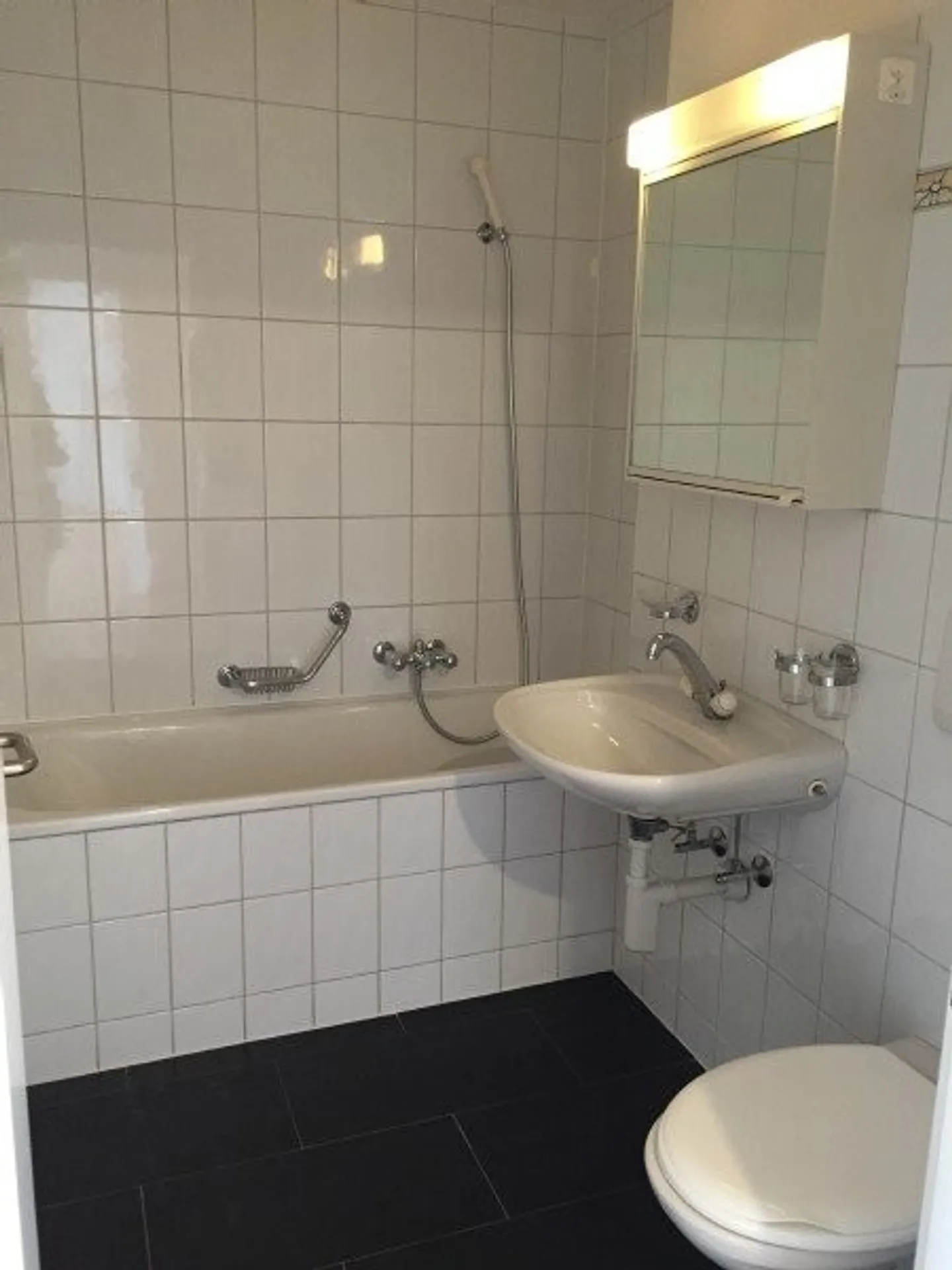 2.5-room apartment on the 4th floor with elevator - Photo 5 of 6