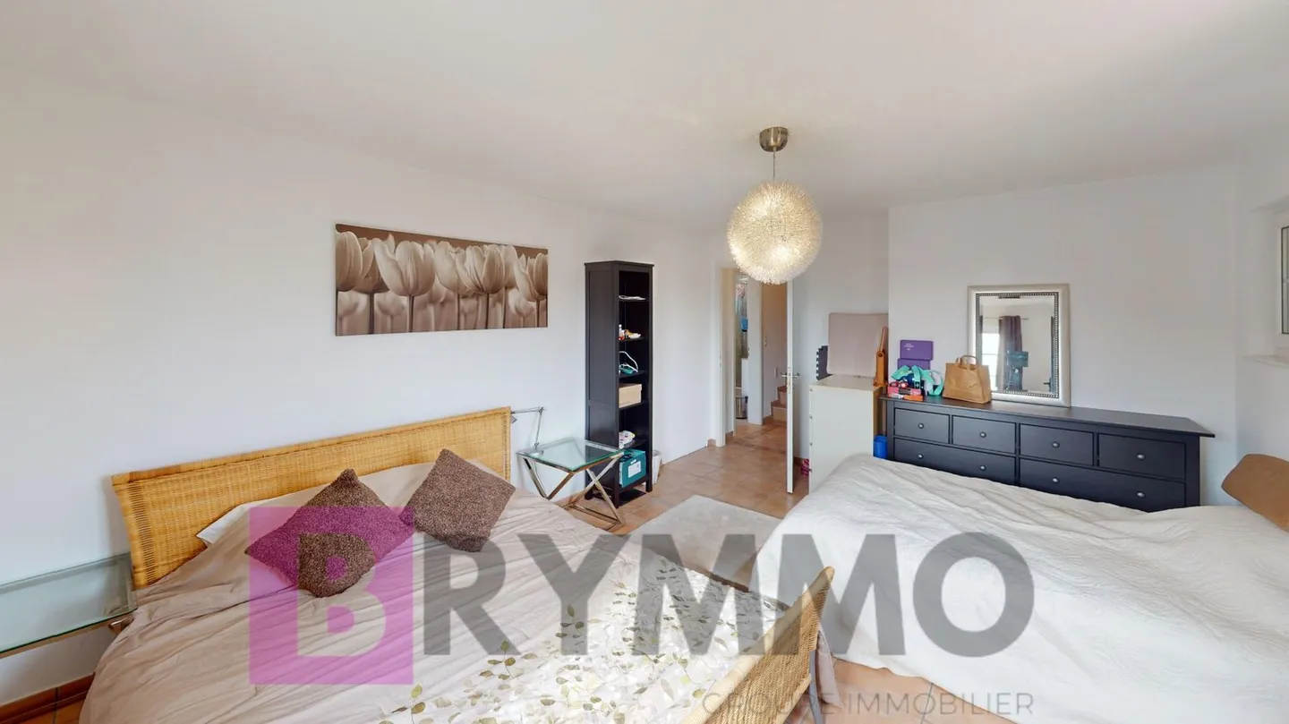 Casa bifamiliare a Gland con 5,5 stanze nel centro città – rara sul mercato - Foto 9 di 14