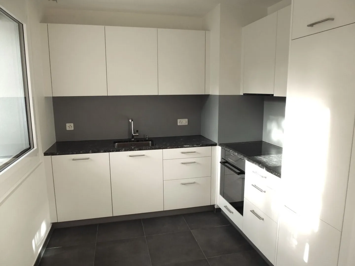 Apartment for rent - Photo 2 of 12