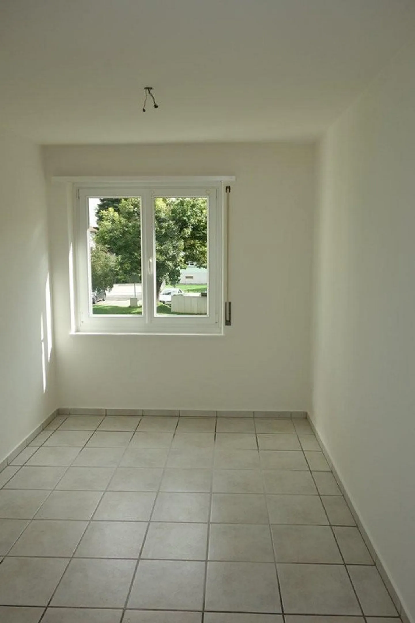Appartement central avec grand balcon - Photo 3 sur 7