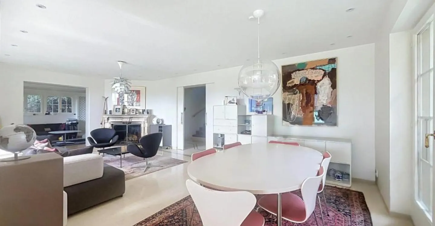Élégante propriété familiale au coeur de la nature avec espace Wellnes - Foto 3 von 12