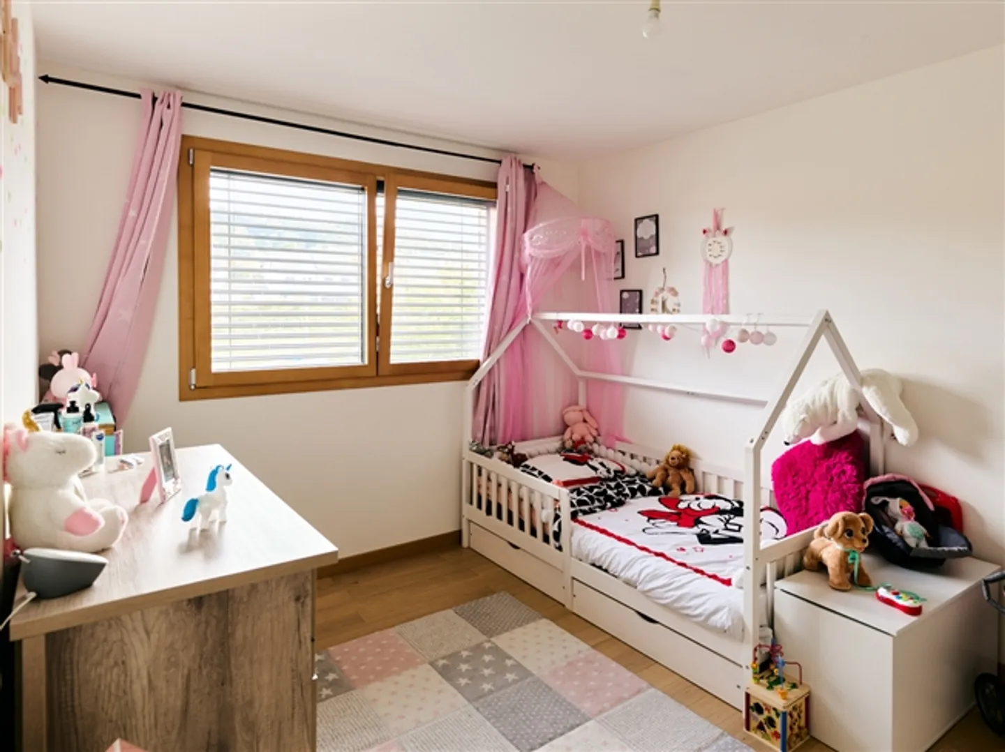 Bellissimo luminoso 5,5 di 140m2 all'ultimo piano di una PSA - Foto 5 di 10