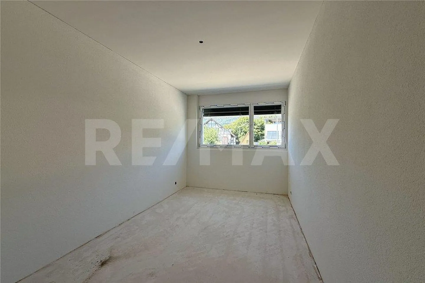 Nouvelle construction, située au calme, beaucoup de soleil et aménagement intérieur personnalisable (en construction) - Photo 8 sur 13