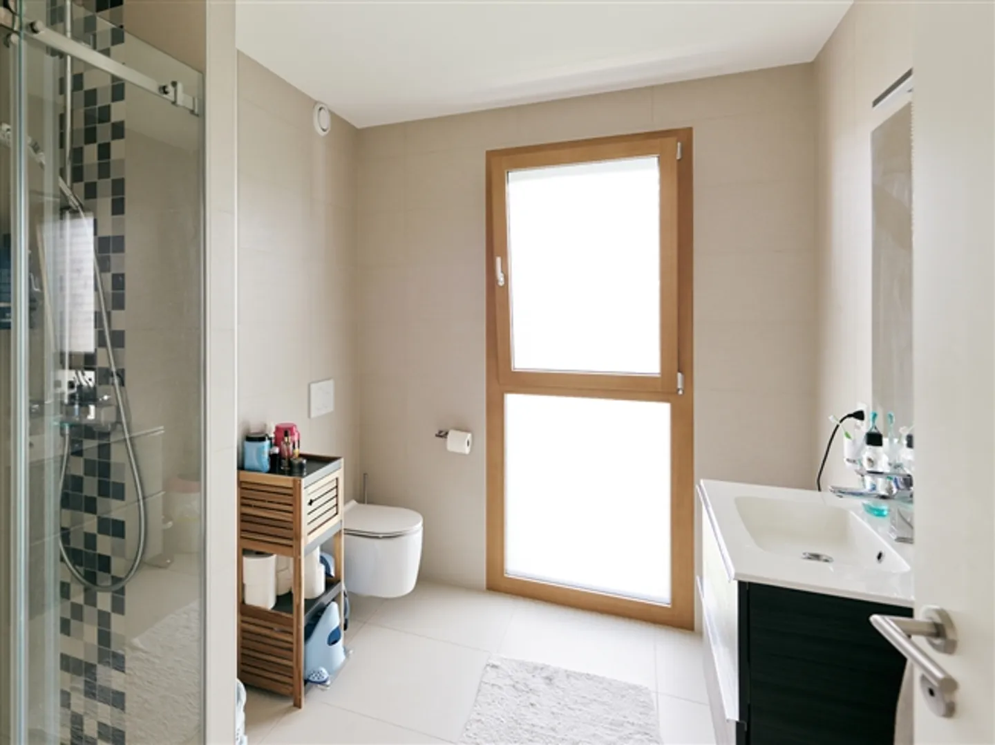 Bellissimo luminoso 5,5 di 140m2 all'ultimo piano di una PSA - Foto 6 di 10