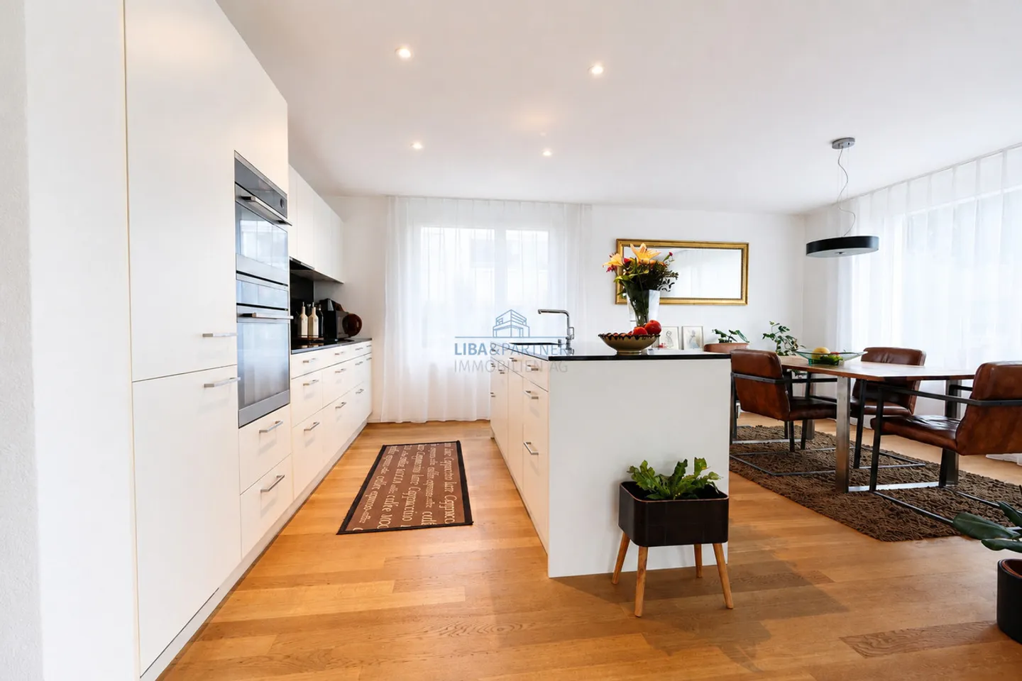 Living with Garden and Loggia - Attractive 4½-Room Apartment in Augst - Photo 2 of 11