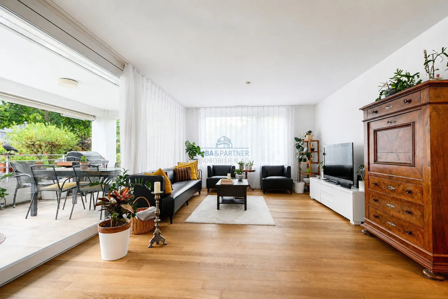 Living with Garden and Loggia - Attractive 4½-Room Apartment in Augst - Photo 1 of 11