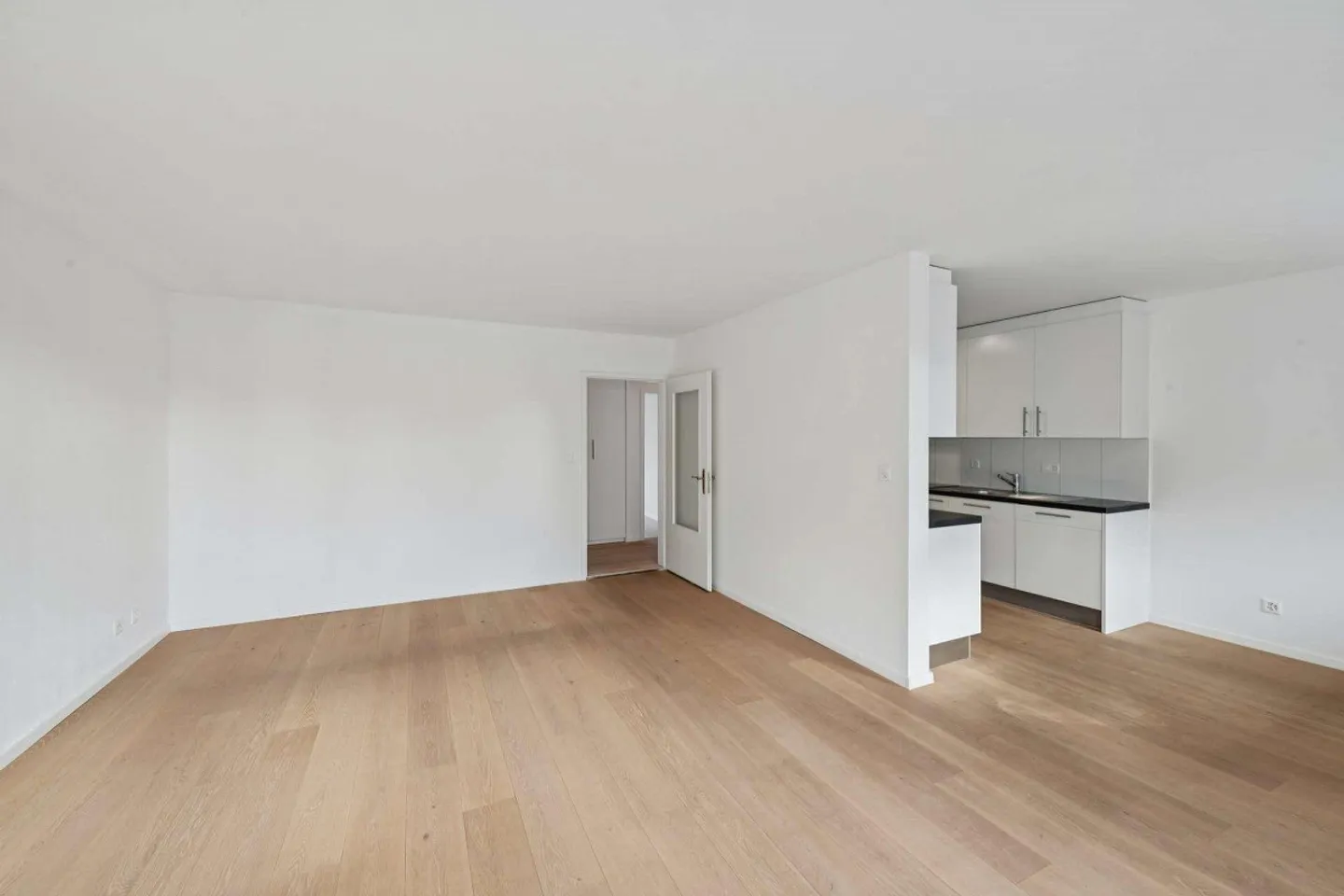 Light-flooded 4.5-room apartment in the popular Breite district - Photo 3 of 12