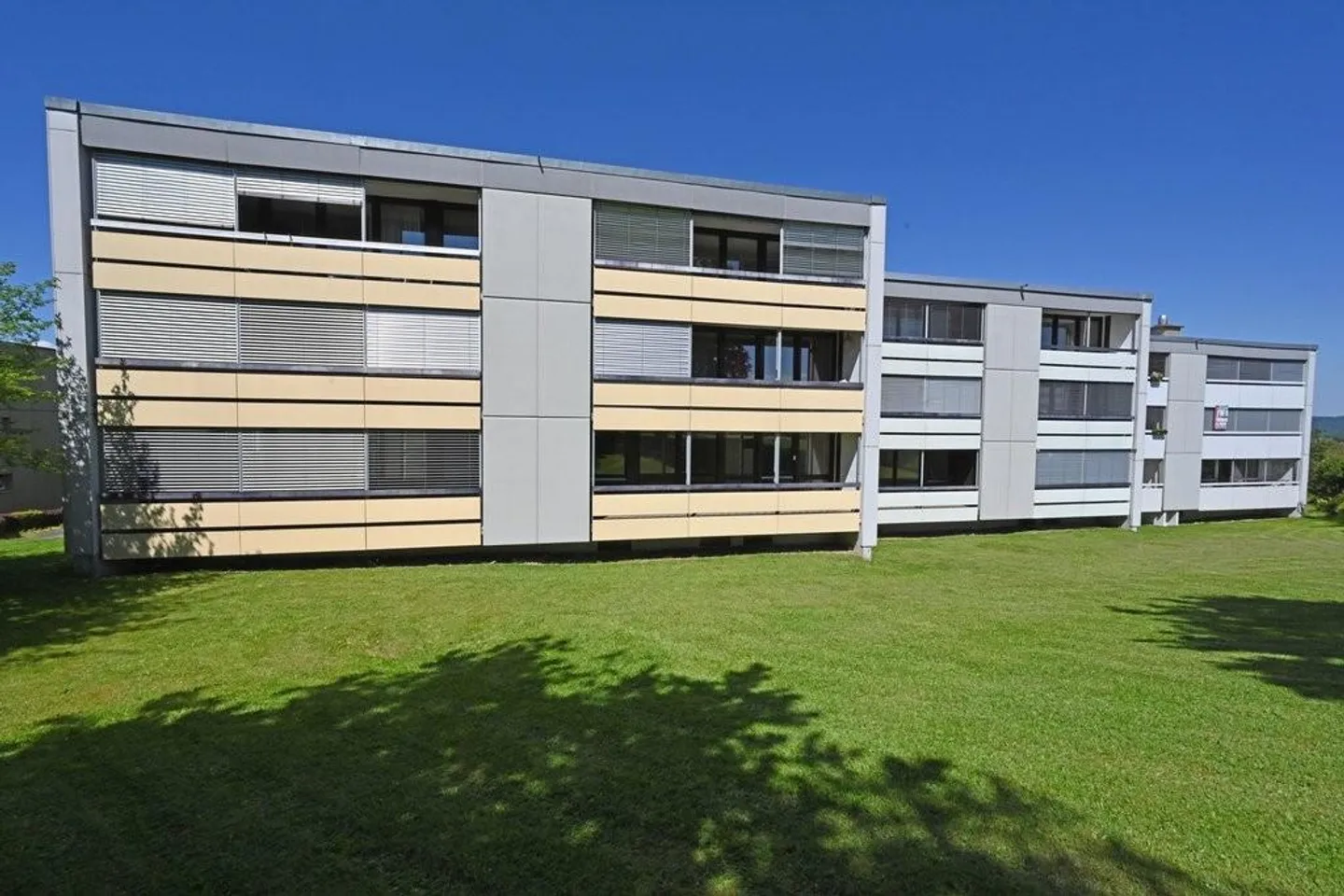 Appartamenti di 4,5 stanze completamente ristrutturati - Foto 3 di 11