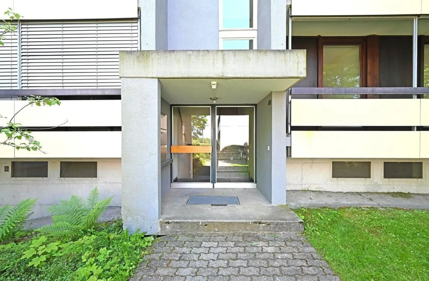 Appartamenti di 4,5 stanze completamente ristrutturati - Foto 2 di 11