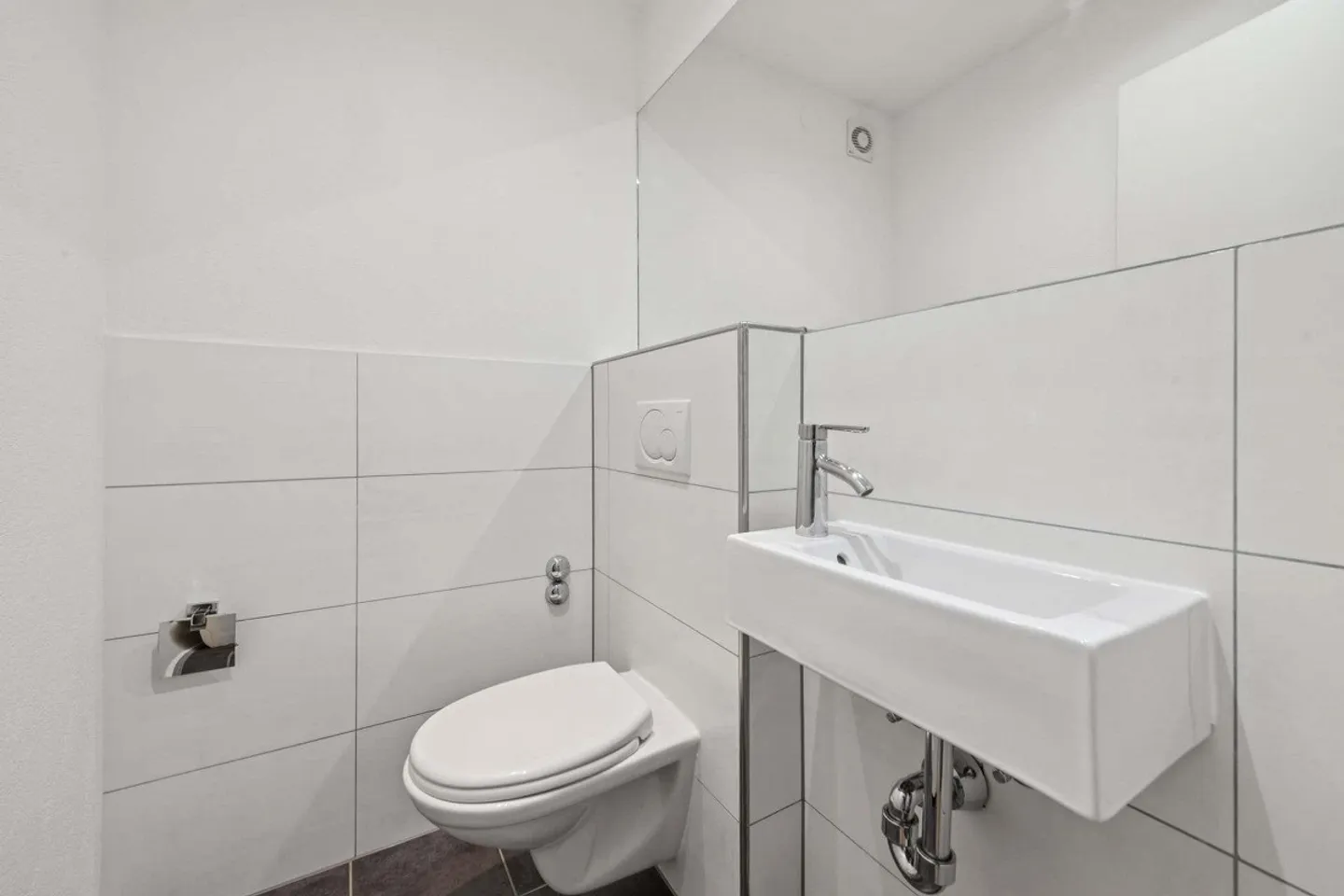 Light-flooded 4.5-room apartment in the popular Breite district - Photo 9 of 12