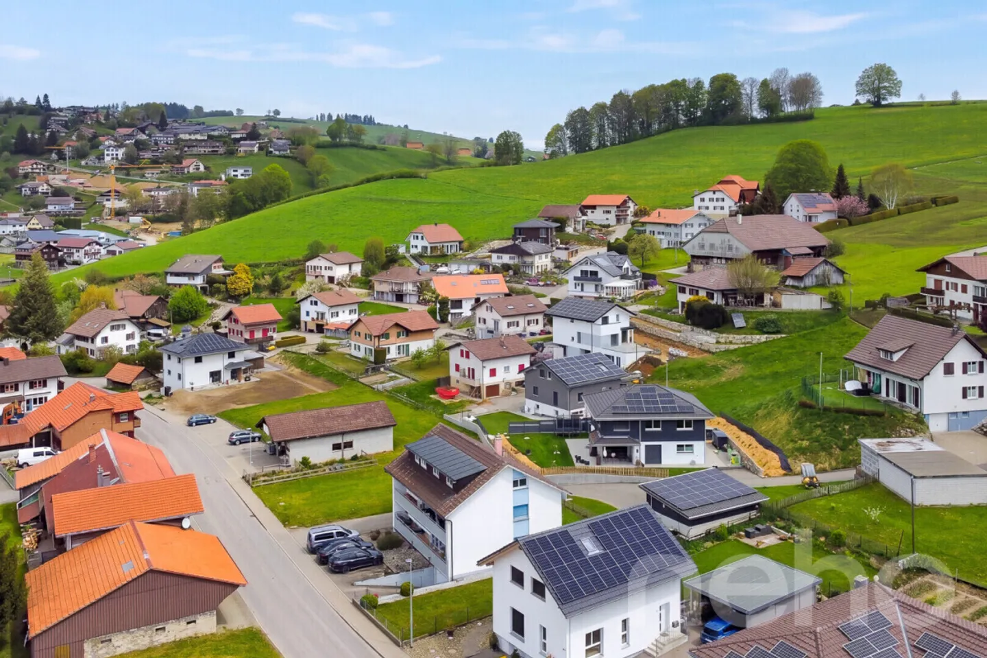 Multi-family house in the green Plasselb - Photo 7 of 12