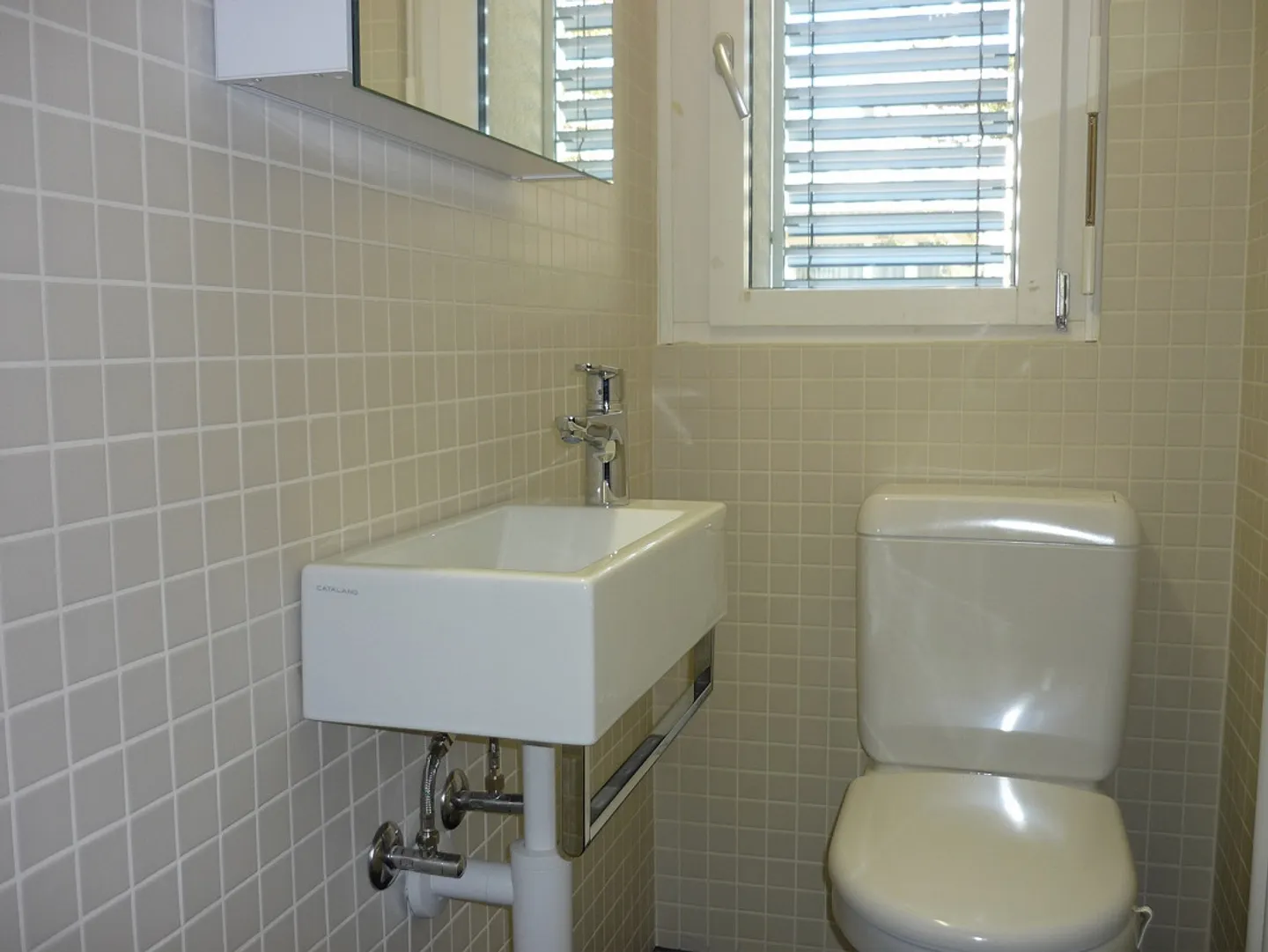 Appartement penthouse moderne de 4,5 pièces avec terrasse sur le toit d'environ 103m² - Photo 9 sur 14