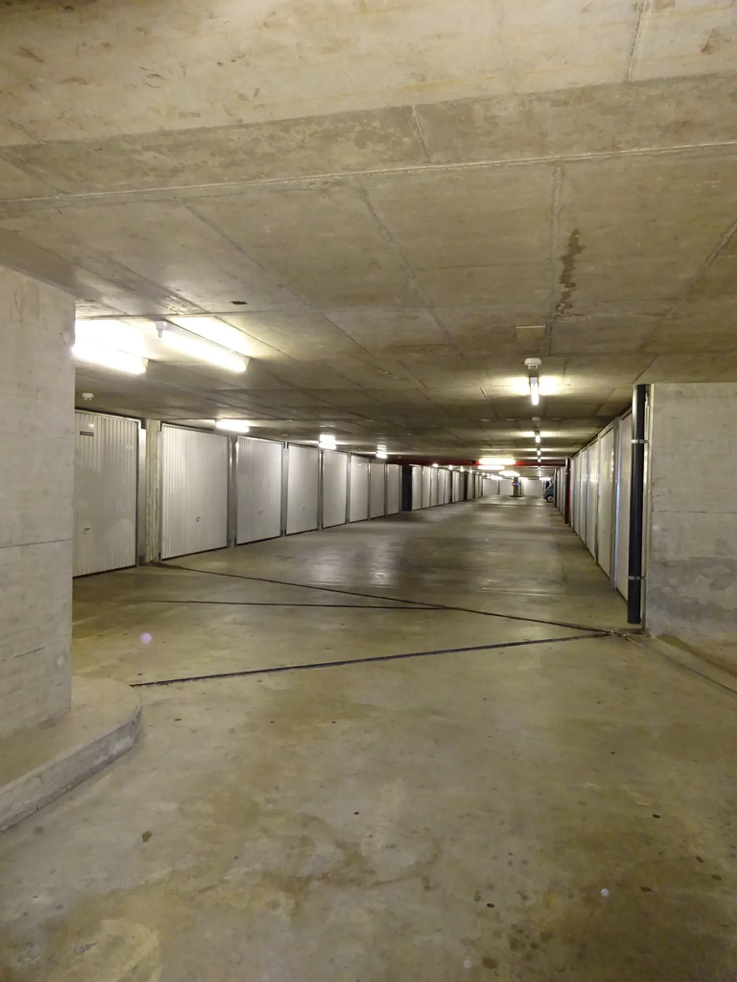 Individual Garage - Photo 4 of 7