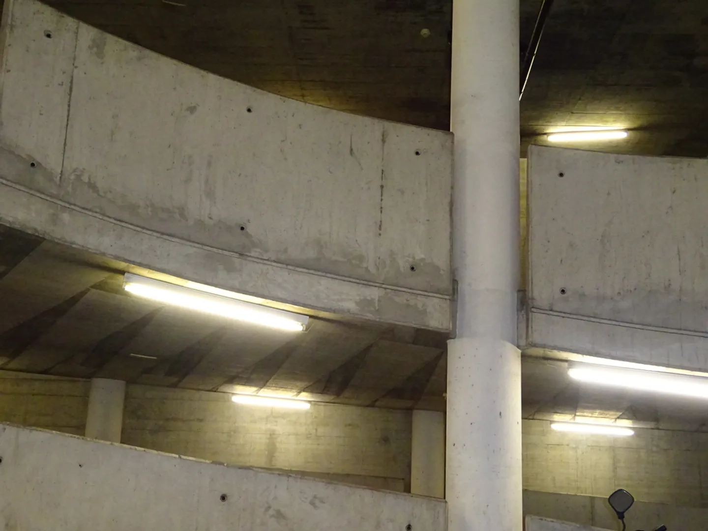 Individual Garage - Photo 5 of 7