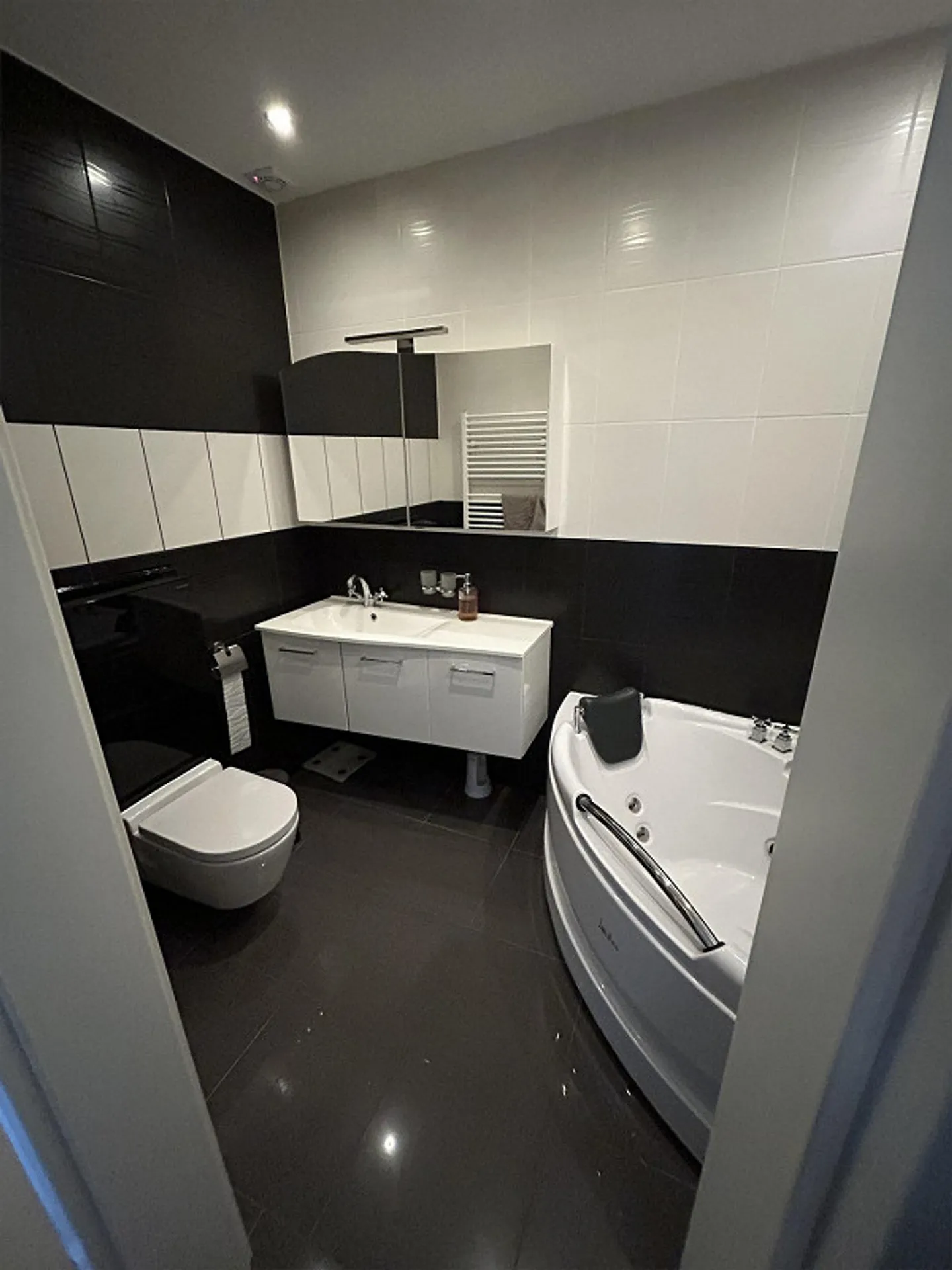 Appartamento 2,5 camere affascinante - Foto 5 di 8