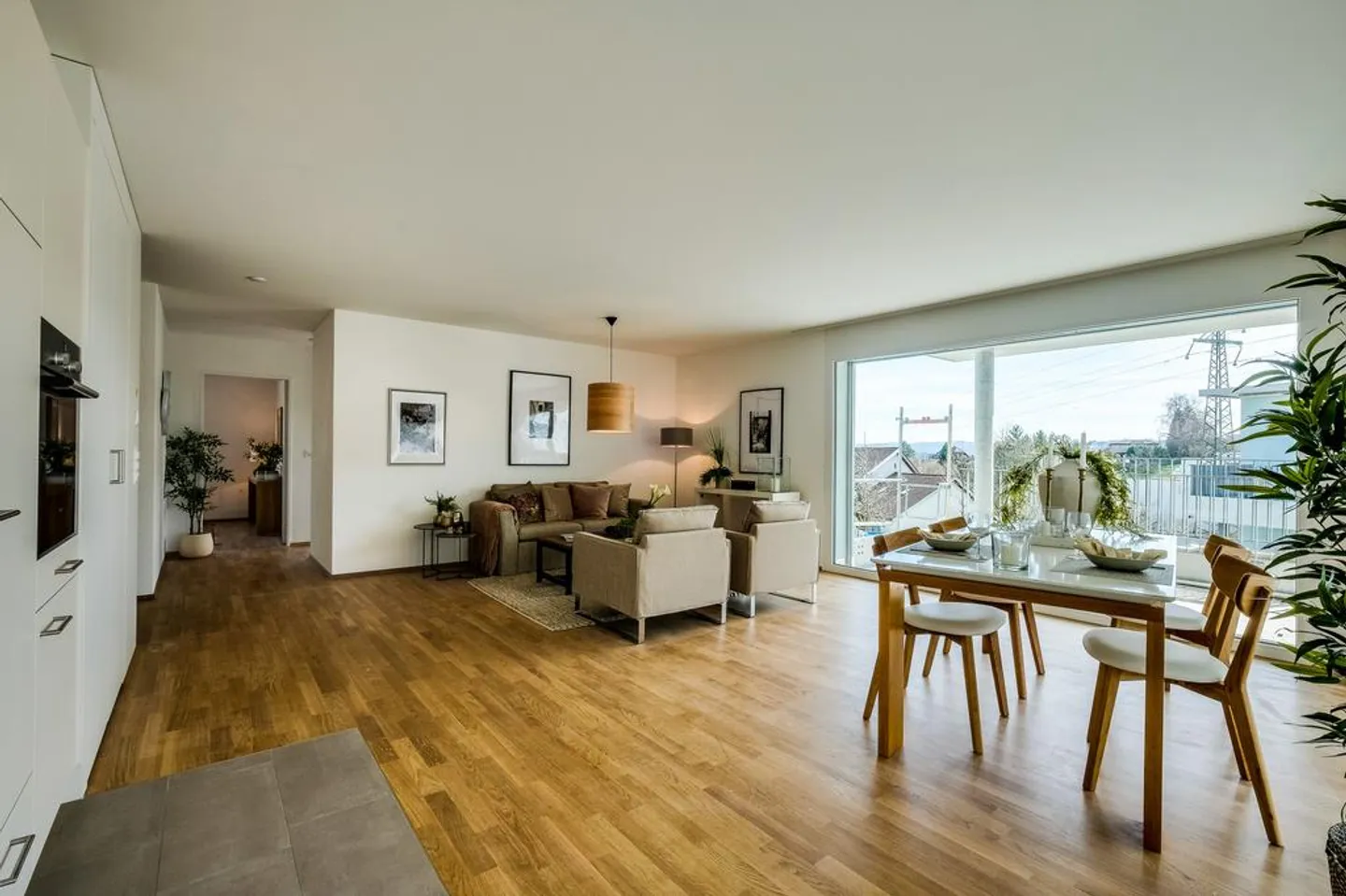 Moderne Erdgeschoss-Wohnung - Foto 2 von 10