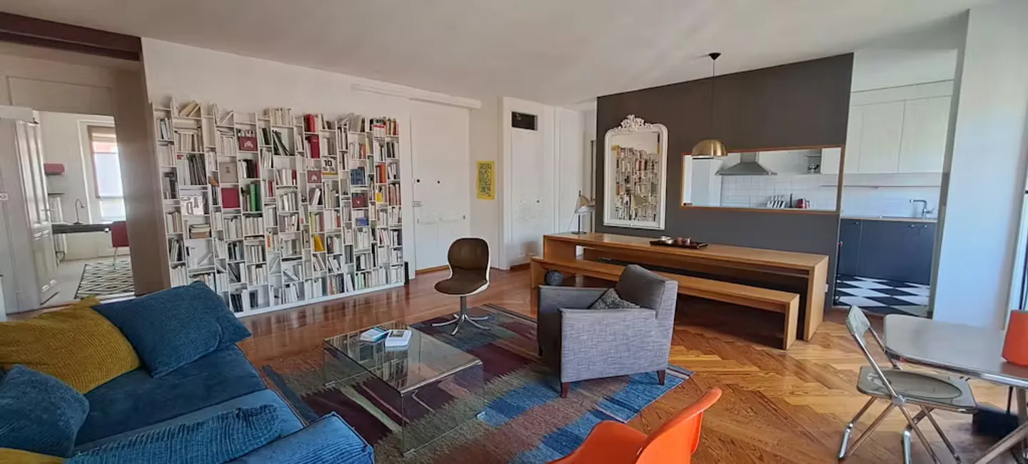 Charming Apartment in Geneva - Photo 2 of 9