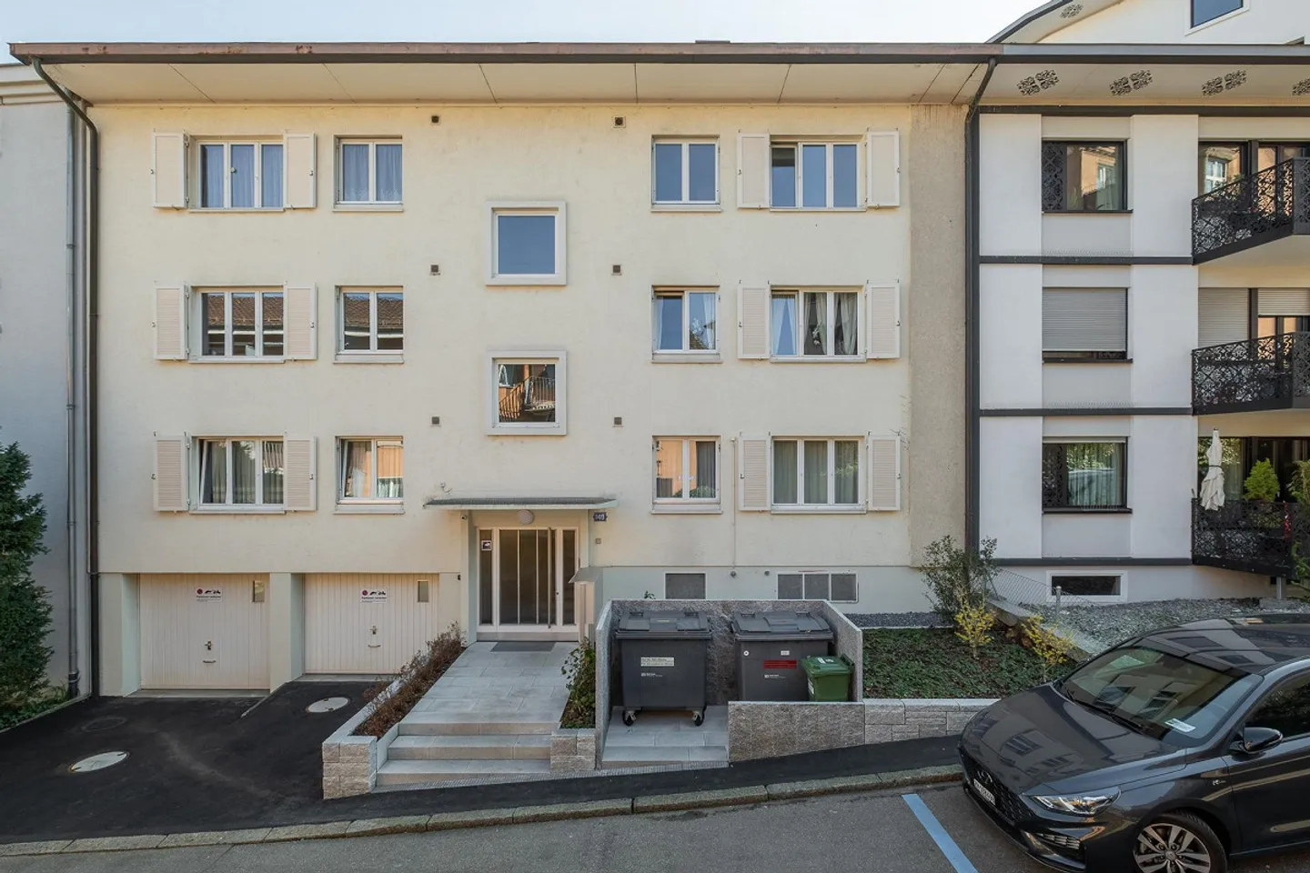 Bellissimo appartamento a Zurigo-Oerlikon, recentemente ristrutturato - Foto 1 di 16
