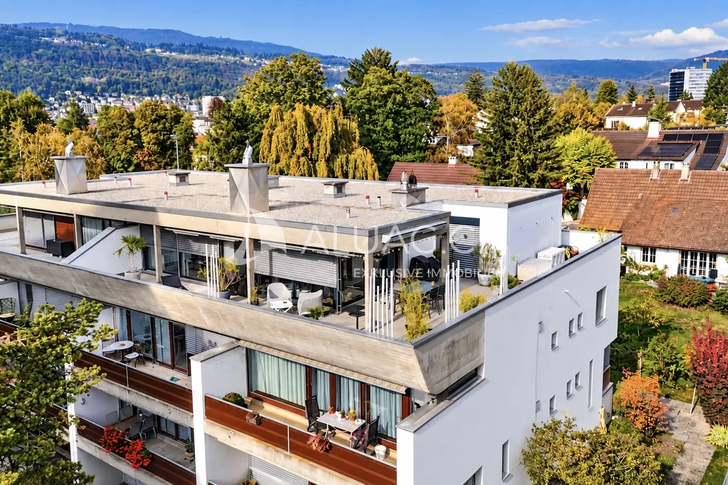 PENTHOUSE WITH LARGE TERRACE - Photo 2 of 14