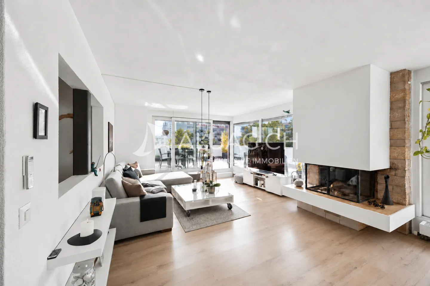 PENTHOUSE WITH LARGE TERRACE - Photo 4 of 14