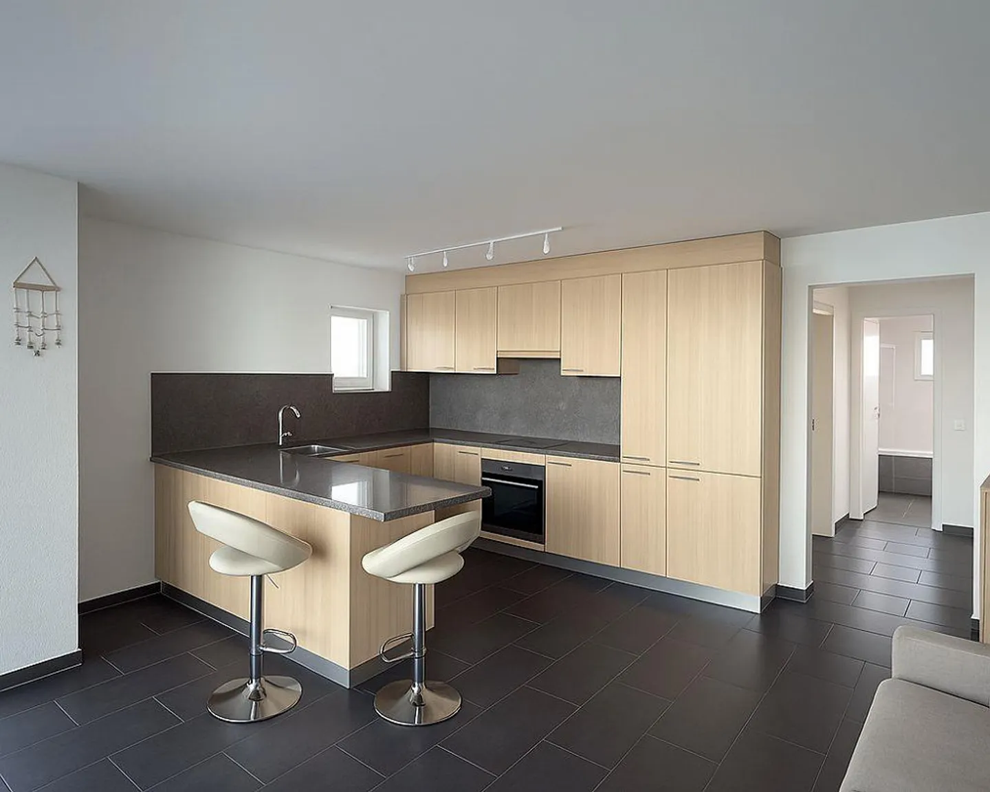 Exclusive 4.5-room apartment - Also suitable as a second residence - Photo 2 of 9