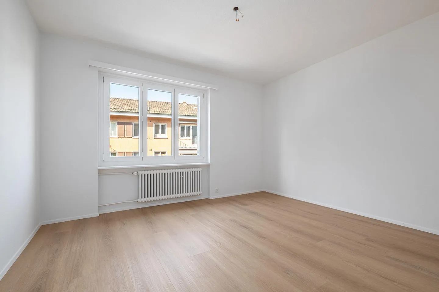 Bellissimo appartamento a Zurigo-Oerlikon, recentemente ristrutturato - Foto 9 di 16