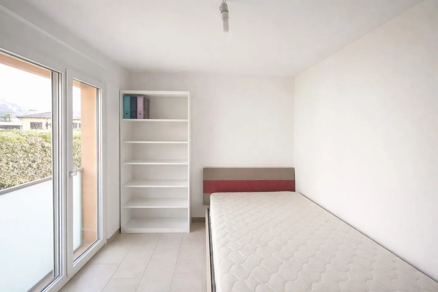 Exclusive 4.5-room apartment - Also suitable as a second residence - Photo 4 of 9