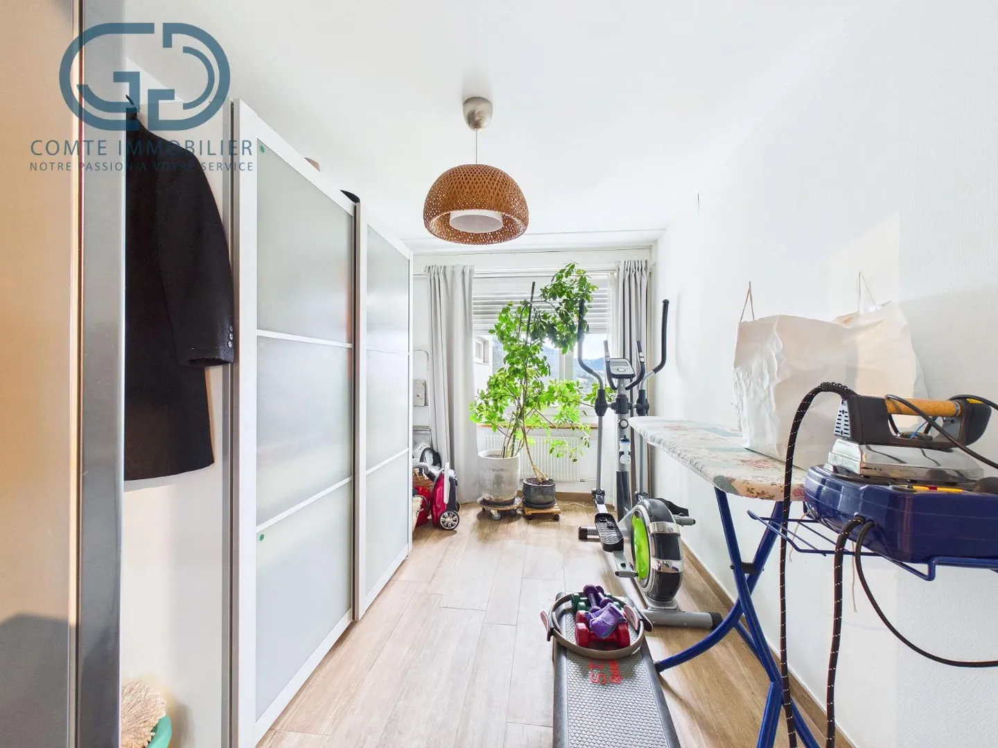 Renovated 3.5-room apartment - Photo 6 of 10