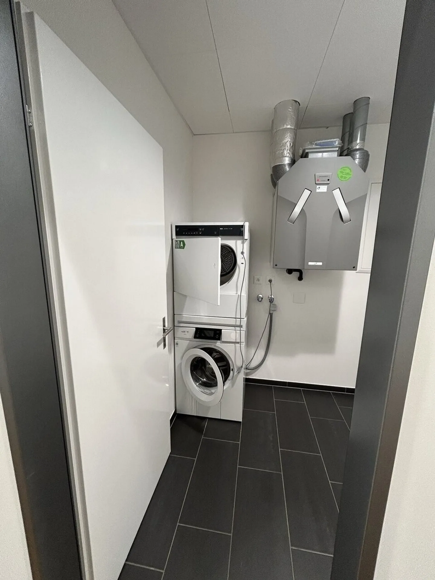 Appartamento in affitto - Foto 6 di 9