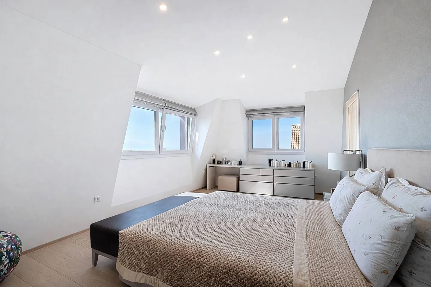 Zeitgenössische Villa in Pully - Foto 8 von 13