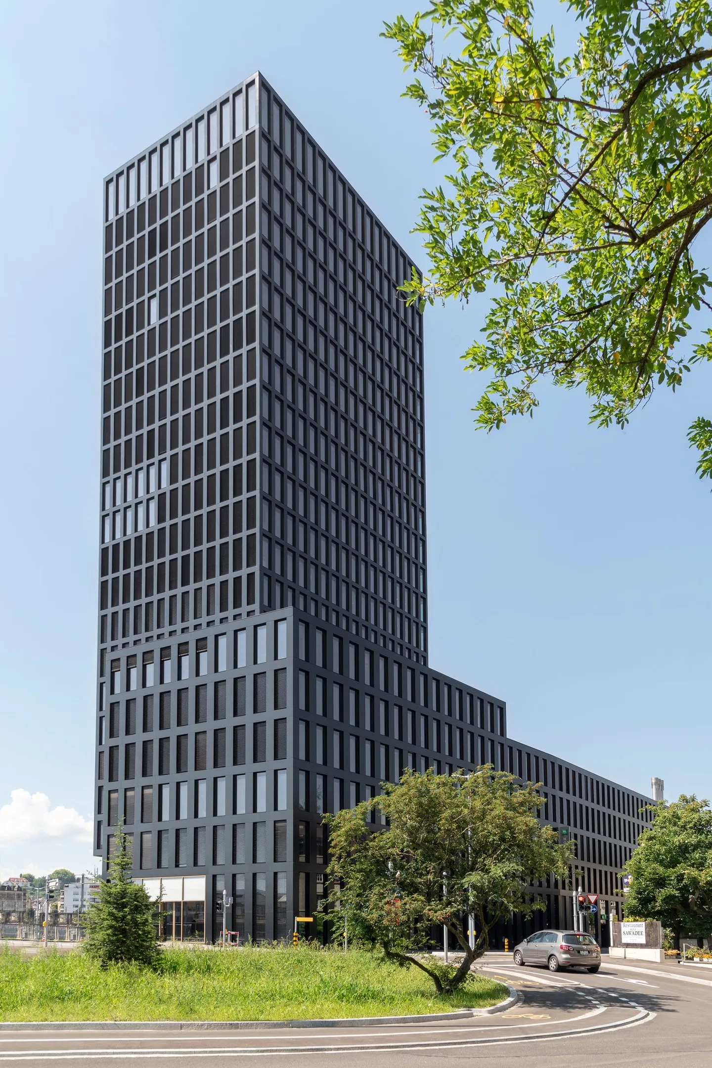 Exklusive Büroflächen im Grosspeter Tower - Foto 1 von 12